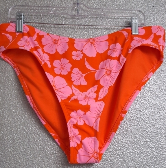 NWT Wild Fable Two Tone Bikini Bottoms - Picture 1 of 5